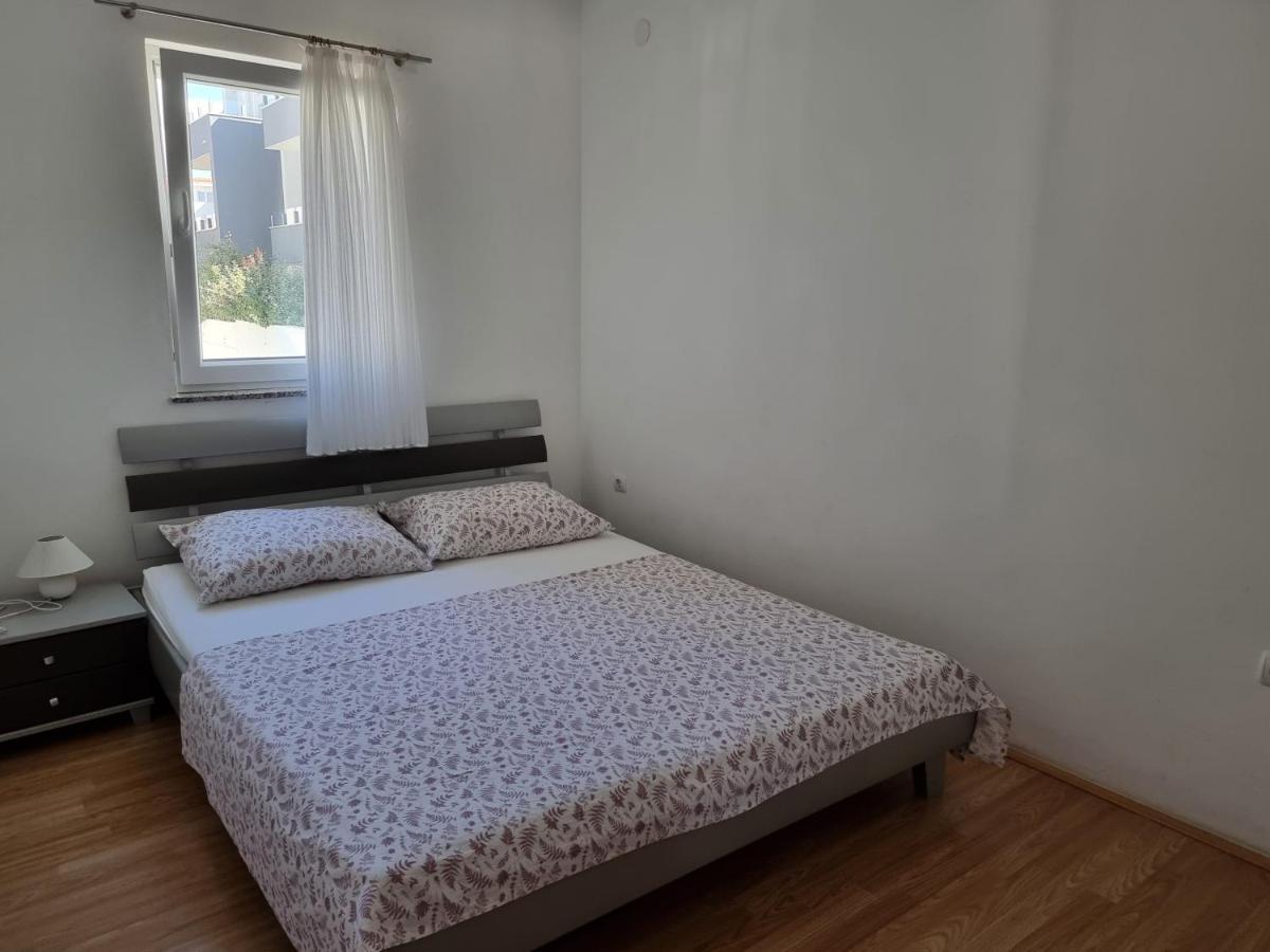 The Golden Grotto Apartments Novalja Extérieur photo