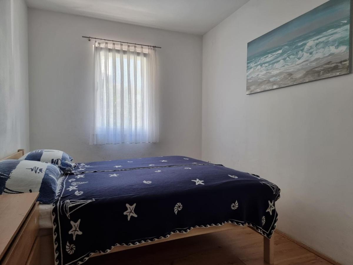 The Golden Grotto Apartments Novalja Extérieur photo